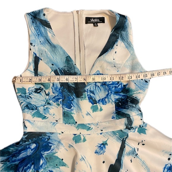 LULUS WHITE AND BLUE FLORAL COCKTAIL DRESS WITH PLUNGING NECKLINE - Picture 5 of 8